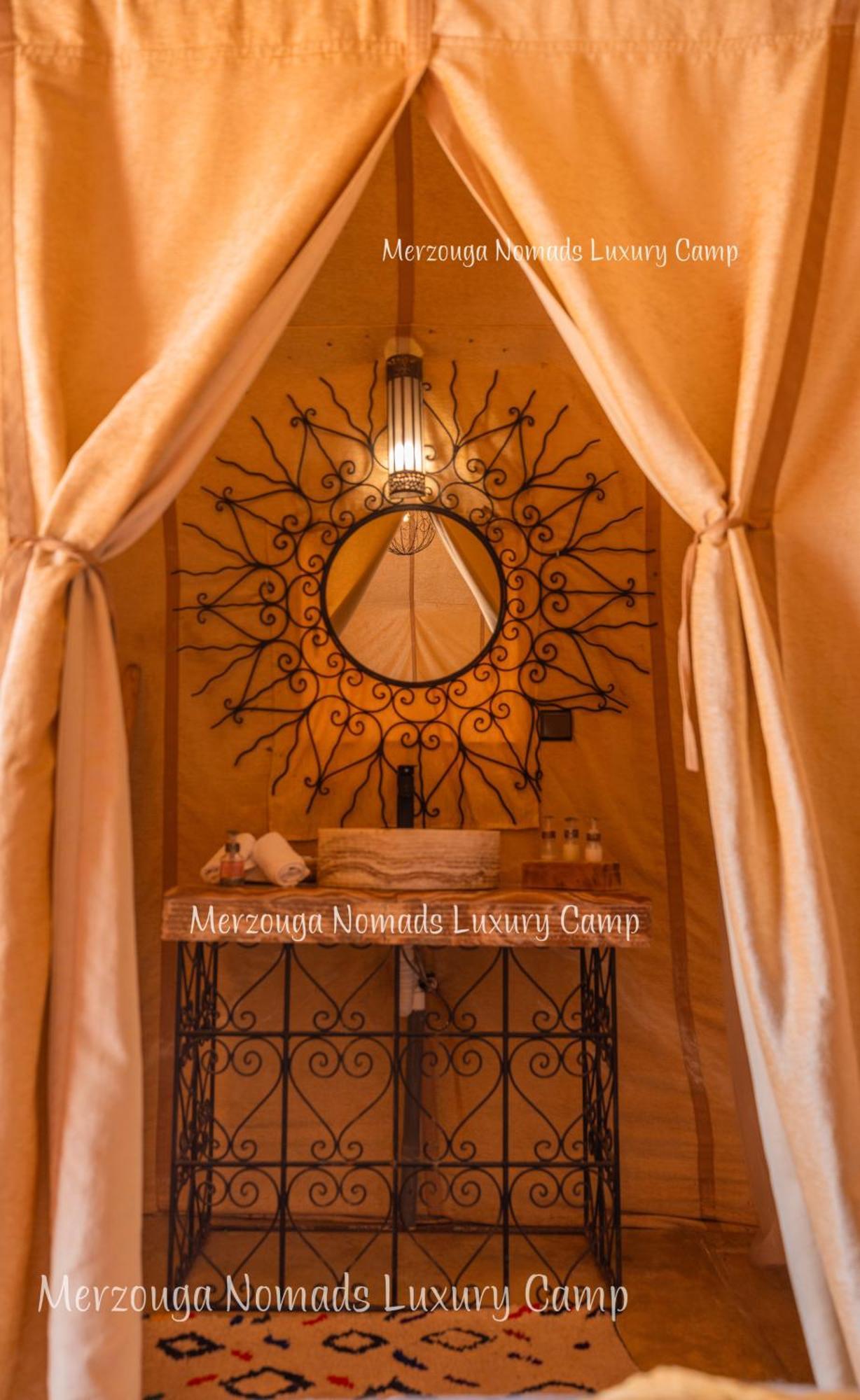 Merzouga Nomads Luxury Camp Exterior photo