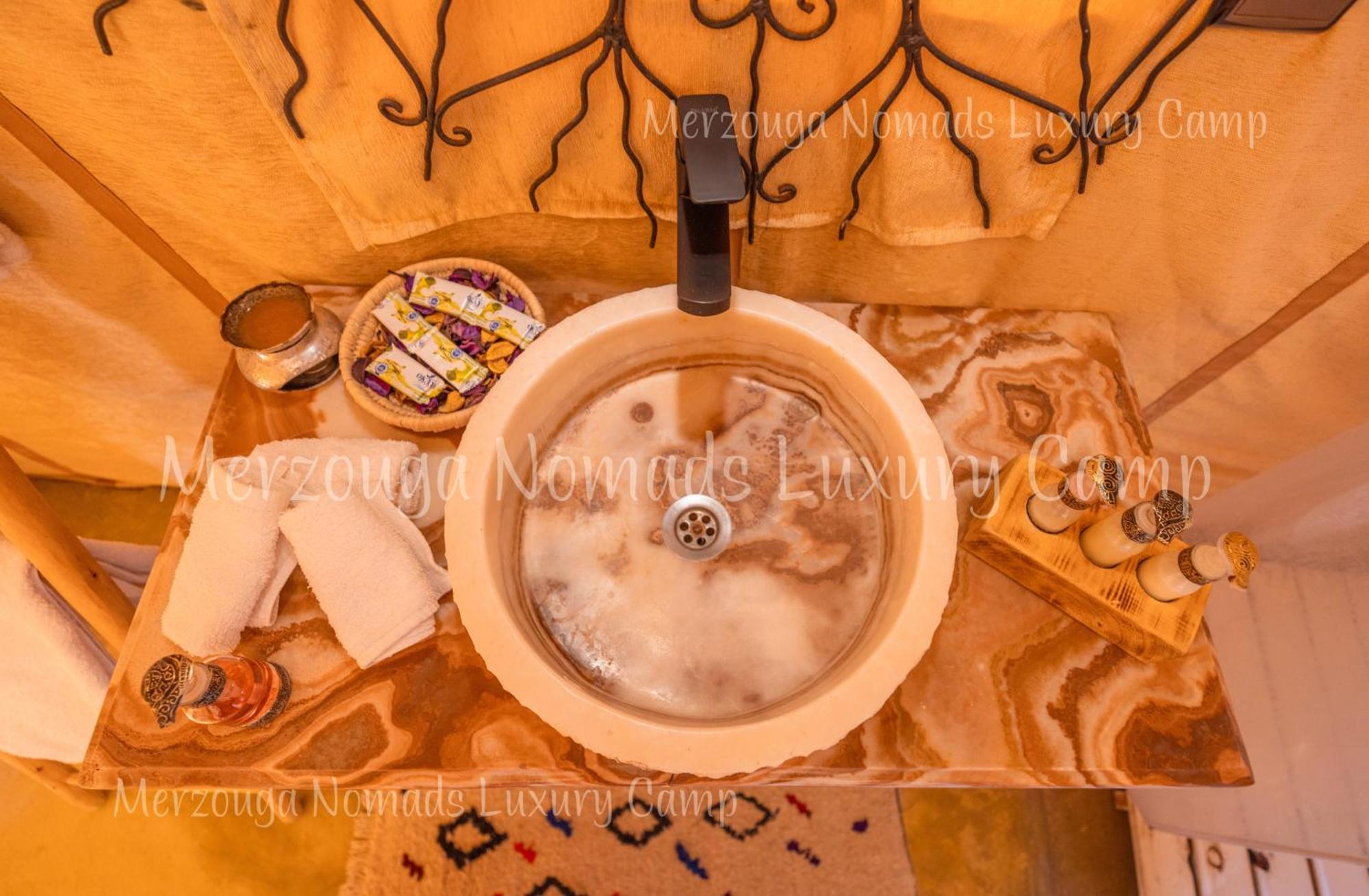 Merzouga Nomads Luxury Camp Exterior photo